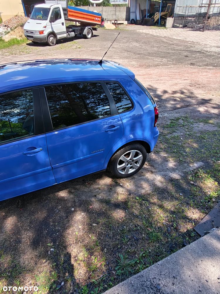 Volkswagen Polo ver-1-4-tdi-dpf-united - 6