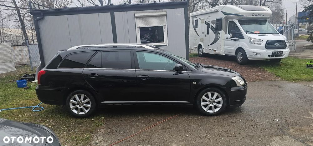 Toyota Avensis 2.0 VVT-i Prestige - 3