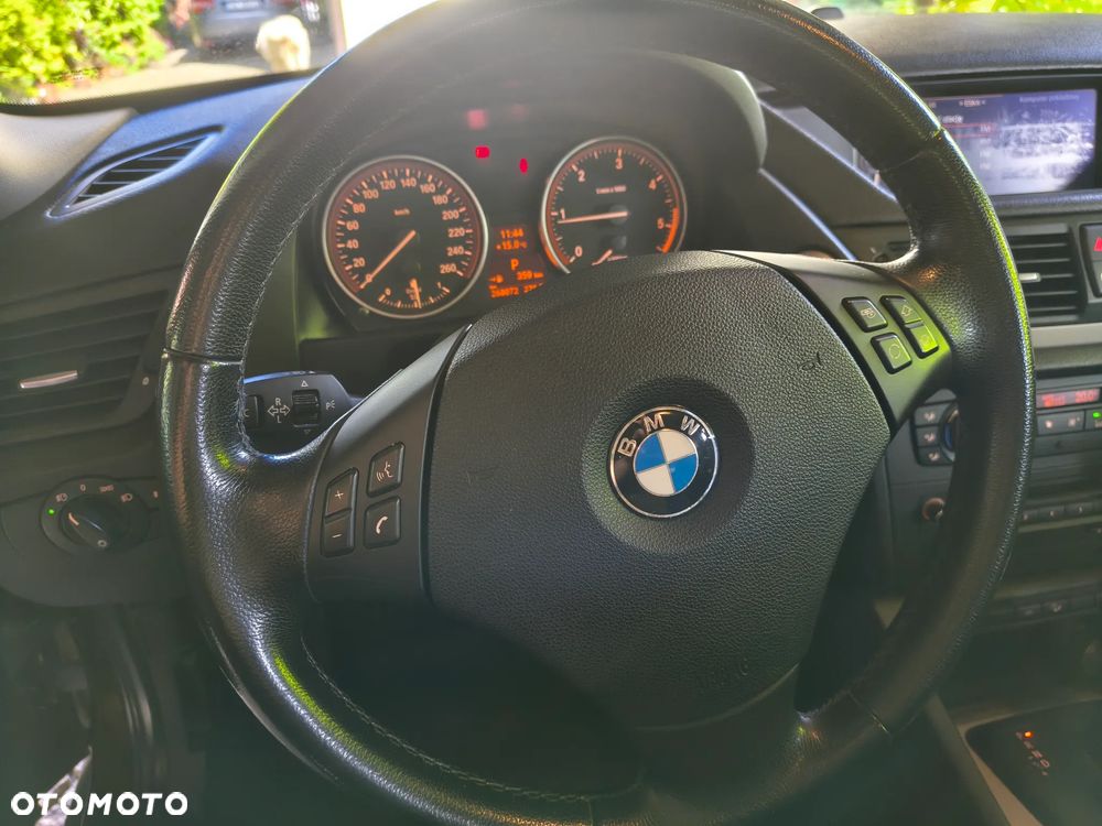 BMW X1 xDrive23d - 28