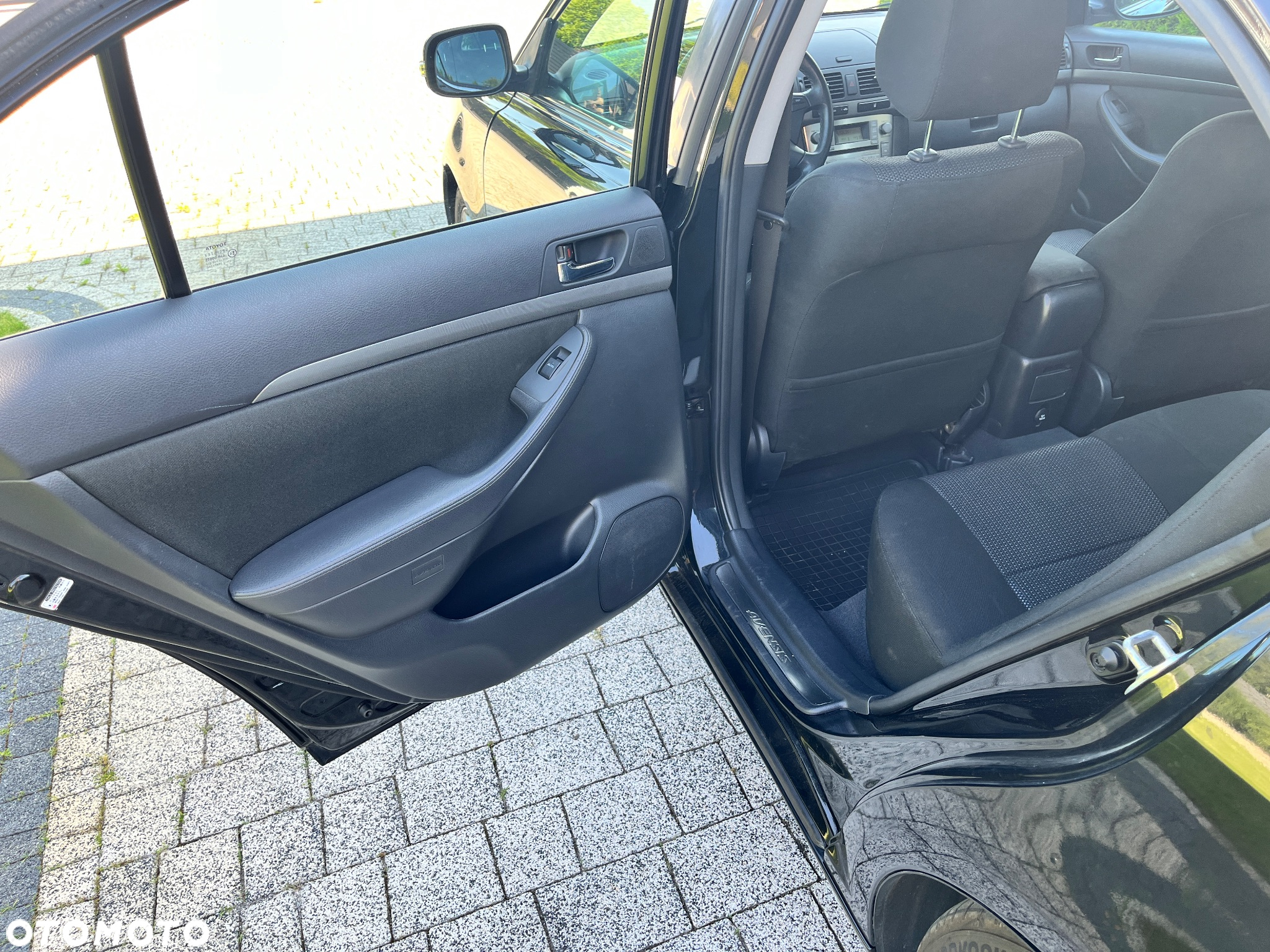 Toyota Avensis 1.8 VVT-i Sol - 13