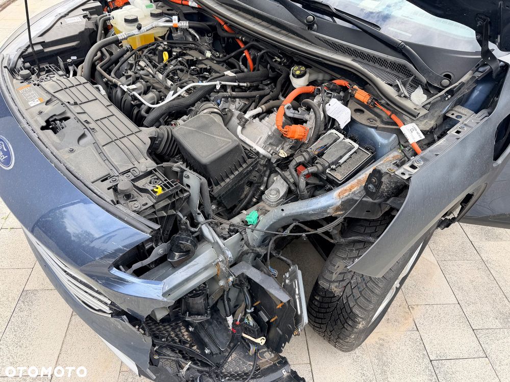 Ford Kuga - 5