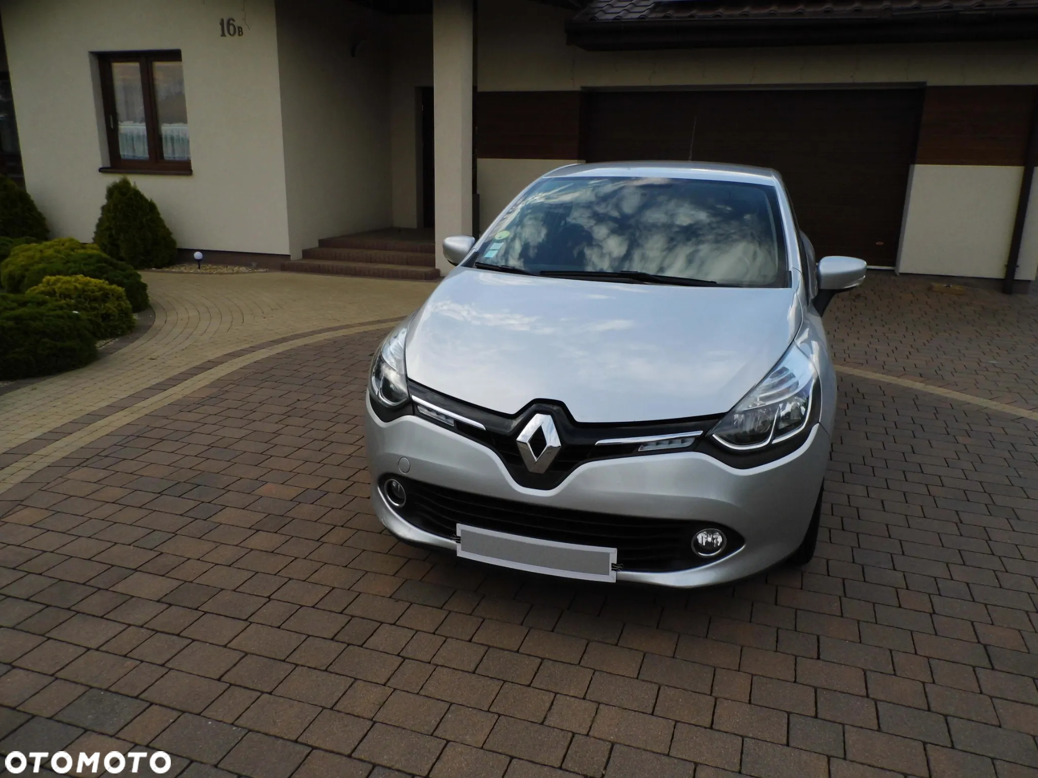 Renault Clio - 2