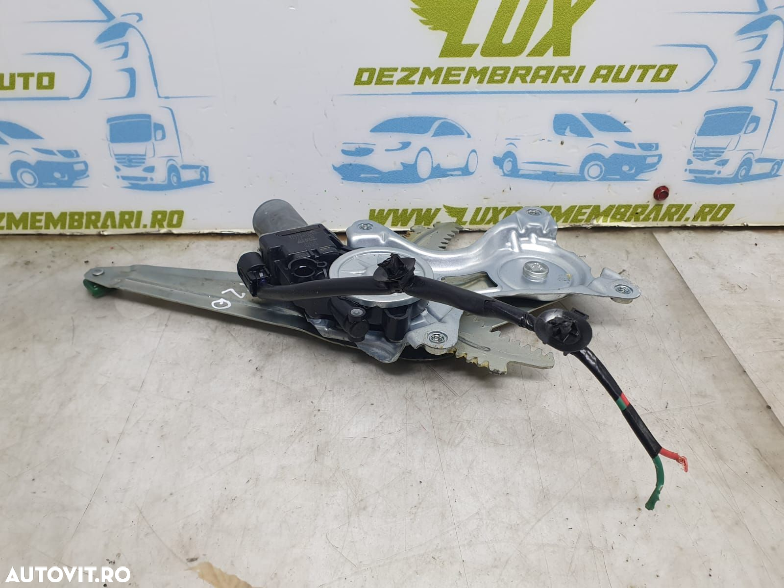 Macara dreapta fata 83560-61m00 Suzuki Ignis 3 [2016 - 2020] 1.2 hybr - 2