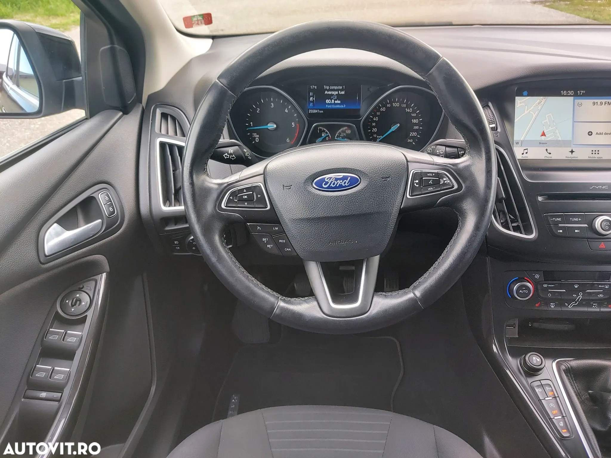 Ford Focus 1.5 EcoBlue Start-Stopp-System TITANIUM - 20