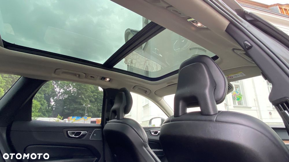 Volvo XC 60 D5 AWD Inscription - 10