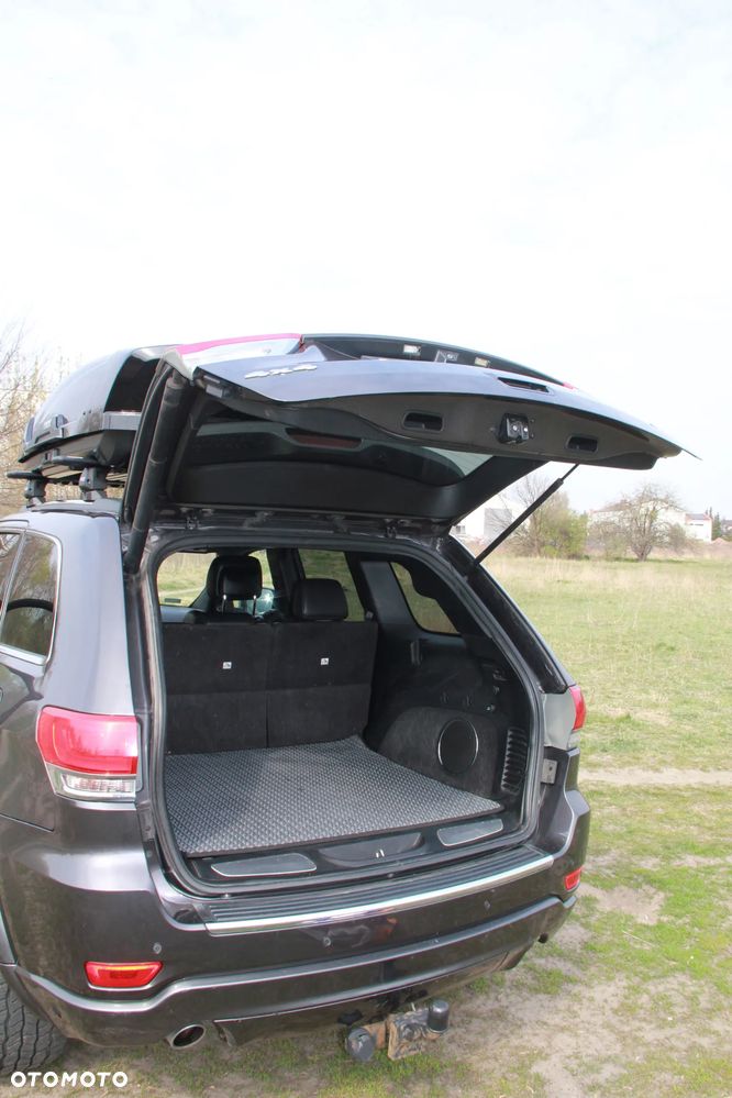 Jeep Grand Cherokee - 18
