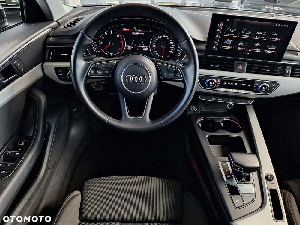 Audi A4 Limousine - 20