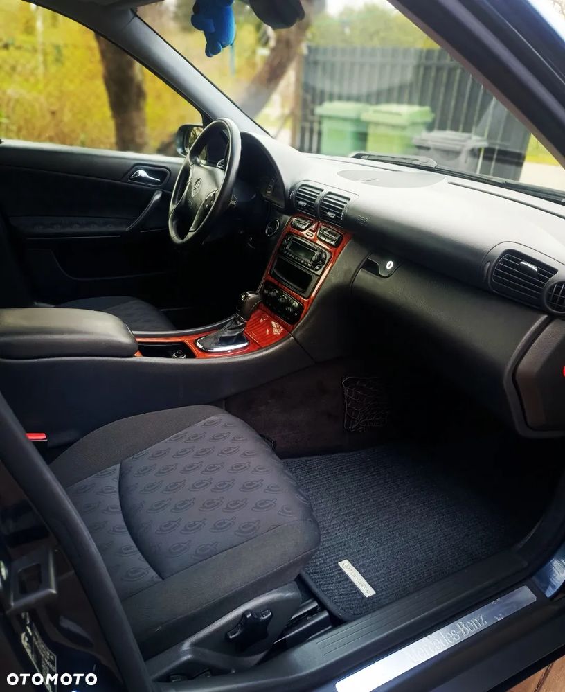 Mercedes-Benz Klasa C - 31
