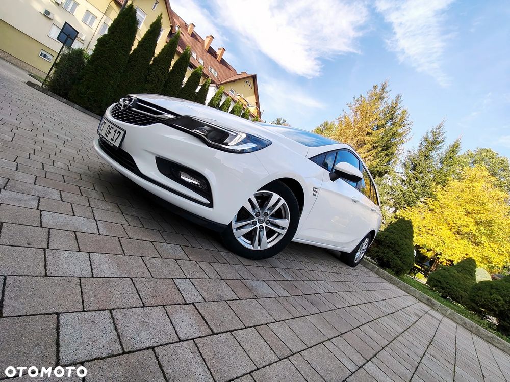 Opel Astra 2019 photo 5