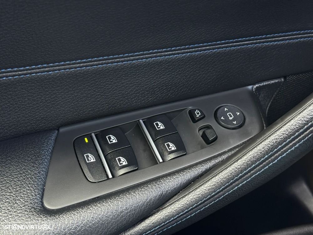BMW 530 e Pack Desportivo M - 25