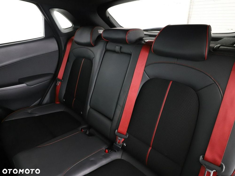 Hyundai Kona 1.6 T-GDI DCT 4WD Style - 18