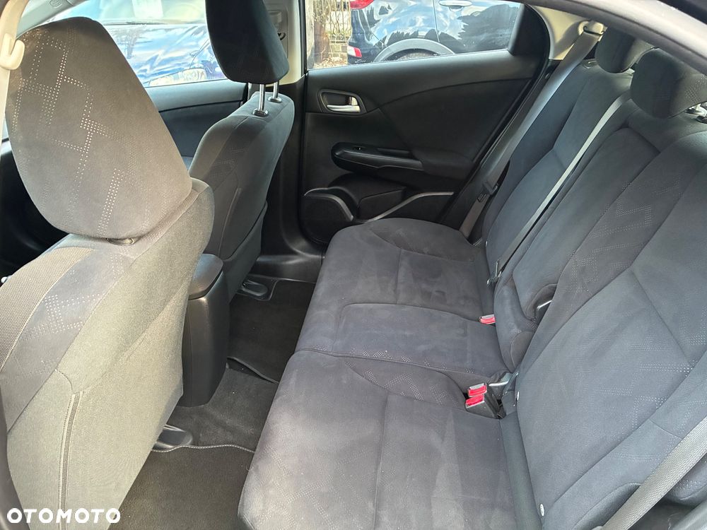 Honda Civic 1.8 Comfort - 14