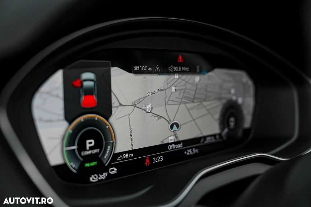 Audi Q5 55 TFSIe quattro S tronic S line - 32