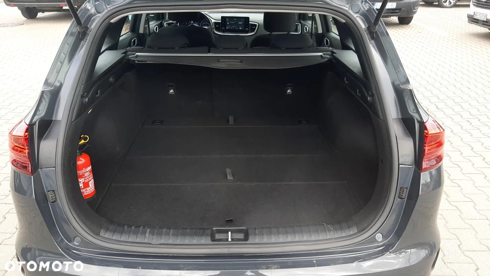 Kia Ceed 1.6 CRDi SCR M DCT - 14
