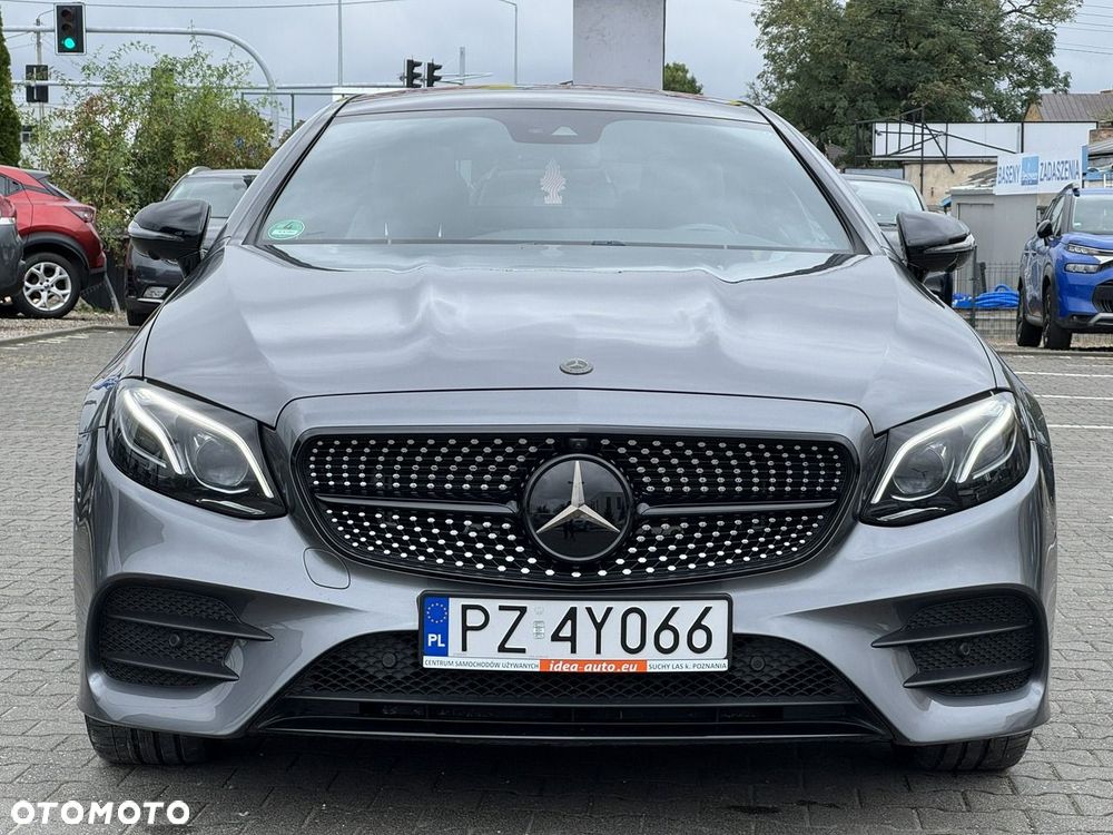 Mercedes-Benz Klasa E 200 4-Matic AMG - 20