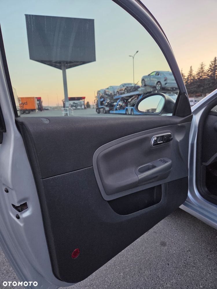 Seat Ibiza 1.4 TDI Stylance - 10