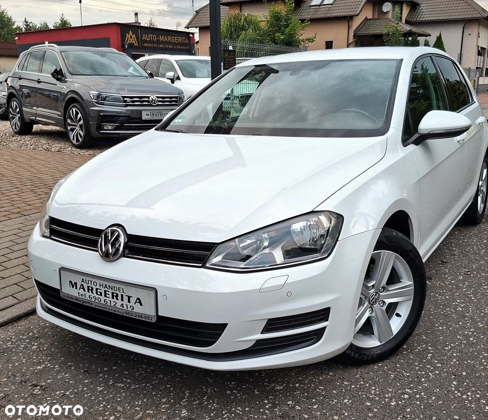 Volkswagen Golf 2.0 BlueTDI DSG Comfortline - 11
