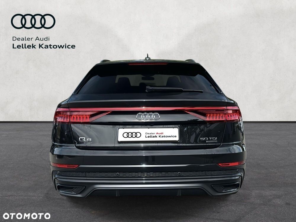 Audi Q8 - 7