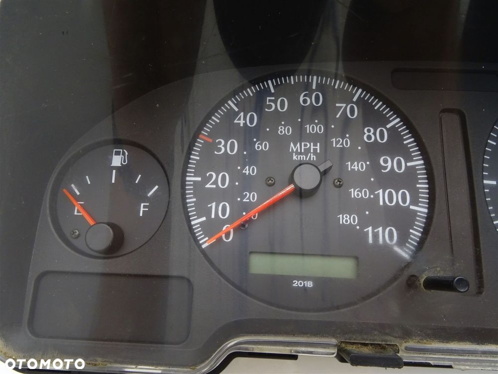 Licznik zegary anglik 24812vb200 nissan patrol gr y61 2.8 tdi - 4