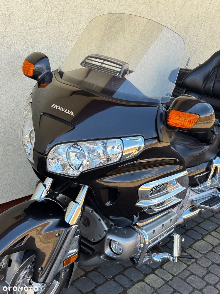 Honda GL - 22