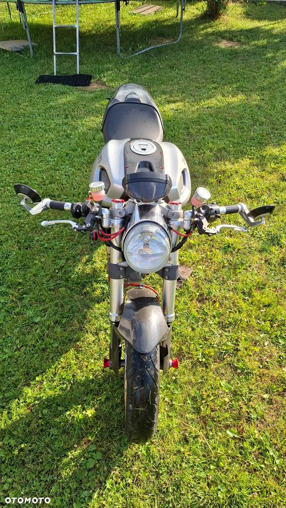 Ducati Monster - 8