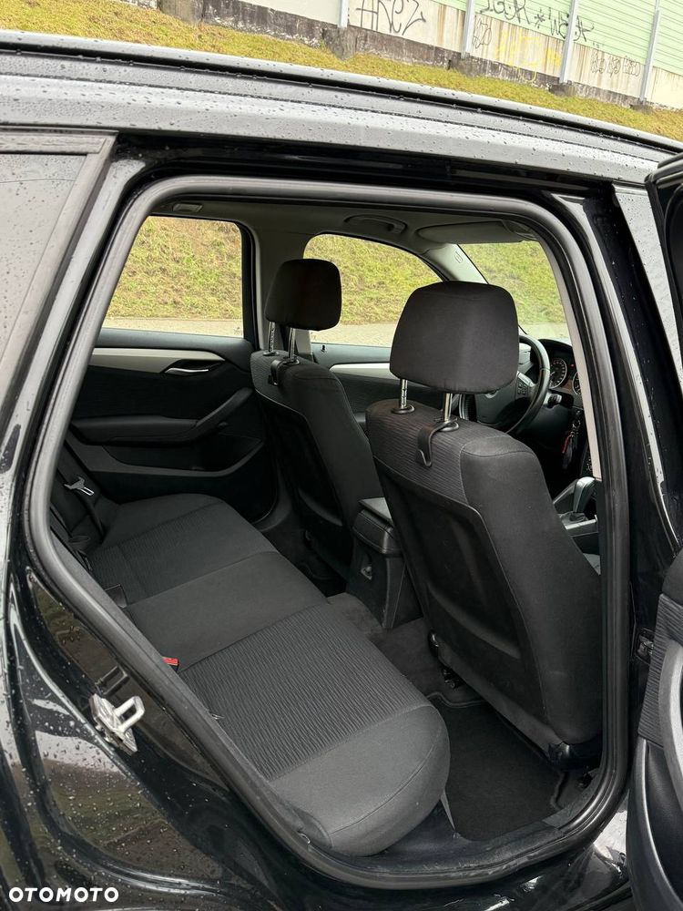 BMW X1 xDrive18d - 9