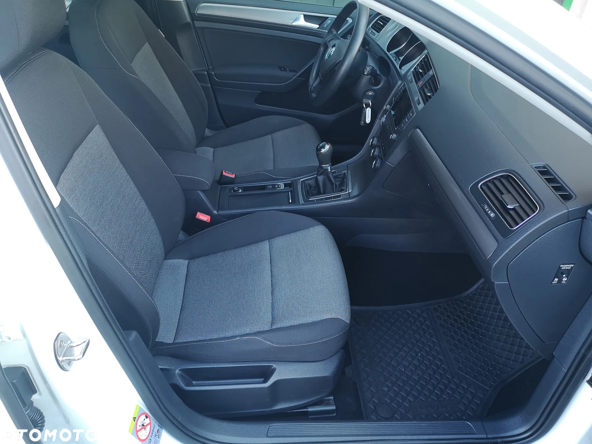 Volkswagen Golf 1.2 TSI BlueMotion Technology Trendline - 29