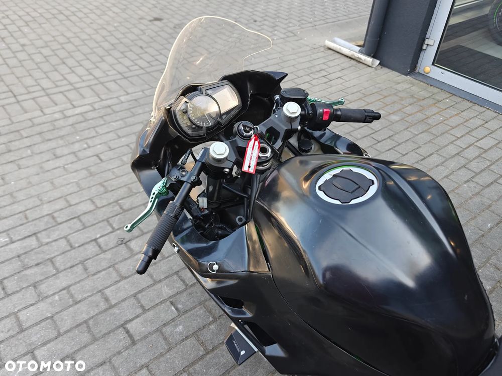 Kawasaki Ninja 400 - 10