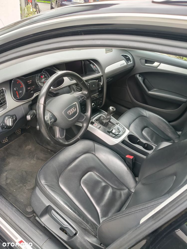 Audi A4 Avant 2.0 TDI DPF S line Sportpaket - 8