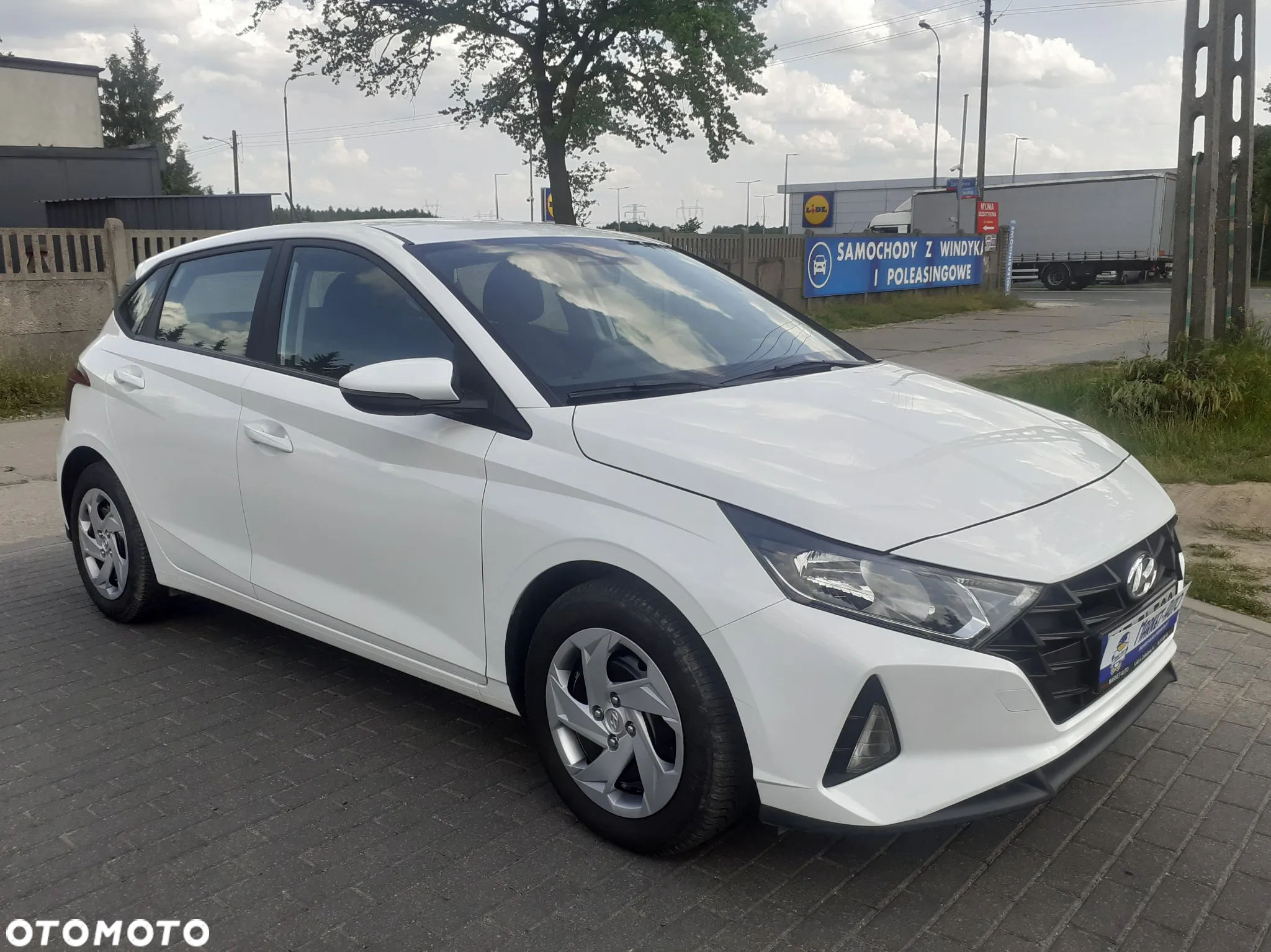 Hyundai i20 - 8
