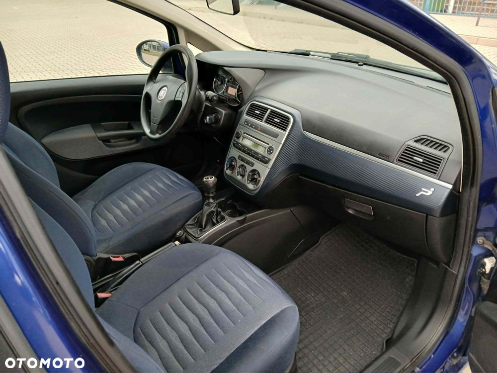 Fiat Grande Punto - 7