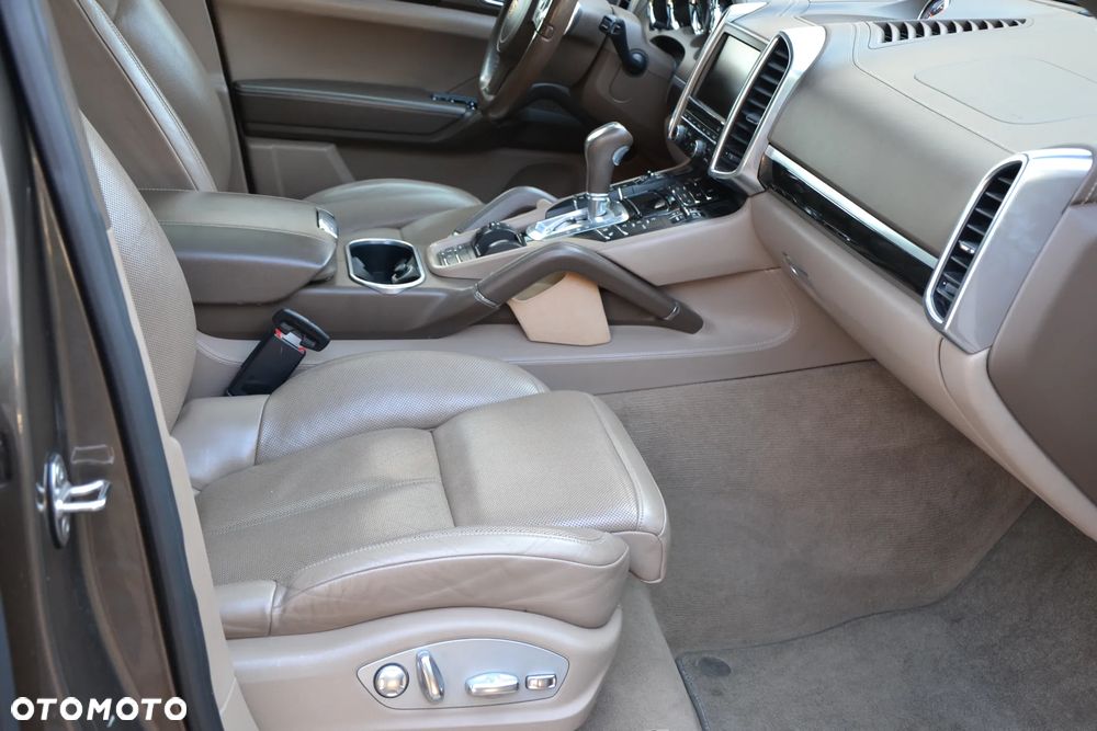 Porsche Cayenne Diesel - 9