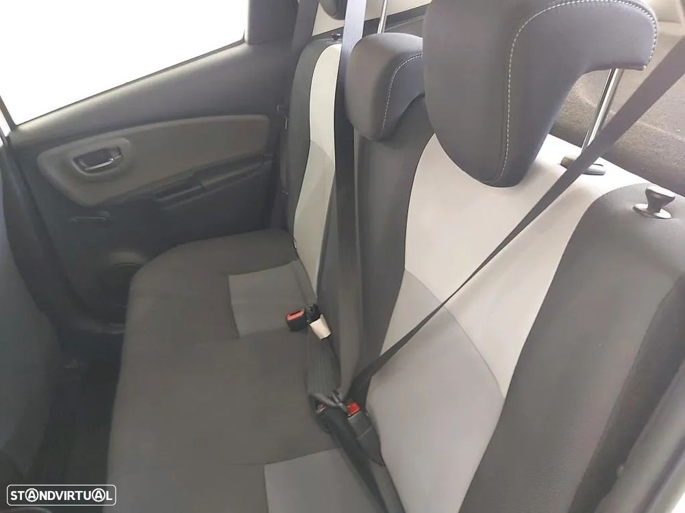 Toyota Yaris 1.0 VVT-i Comfort - 8