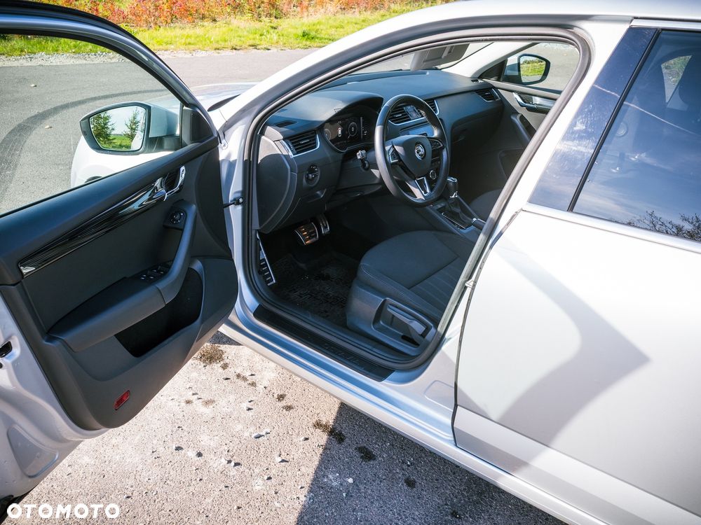 Skoda Octavia 1.5 TSI ACT Style DSG - 19
