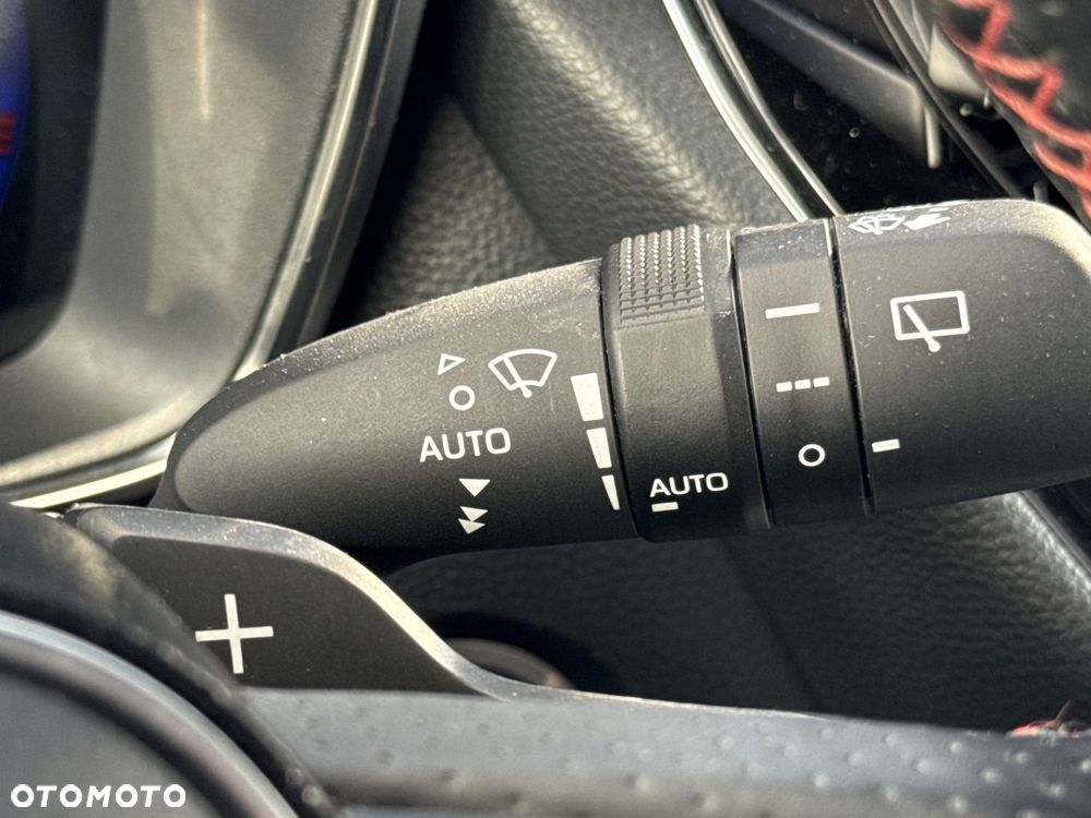 Toyota Corolla 2.0 Hybrid GR Sport - 22