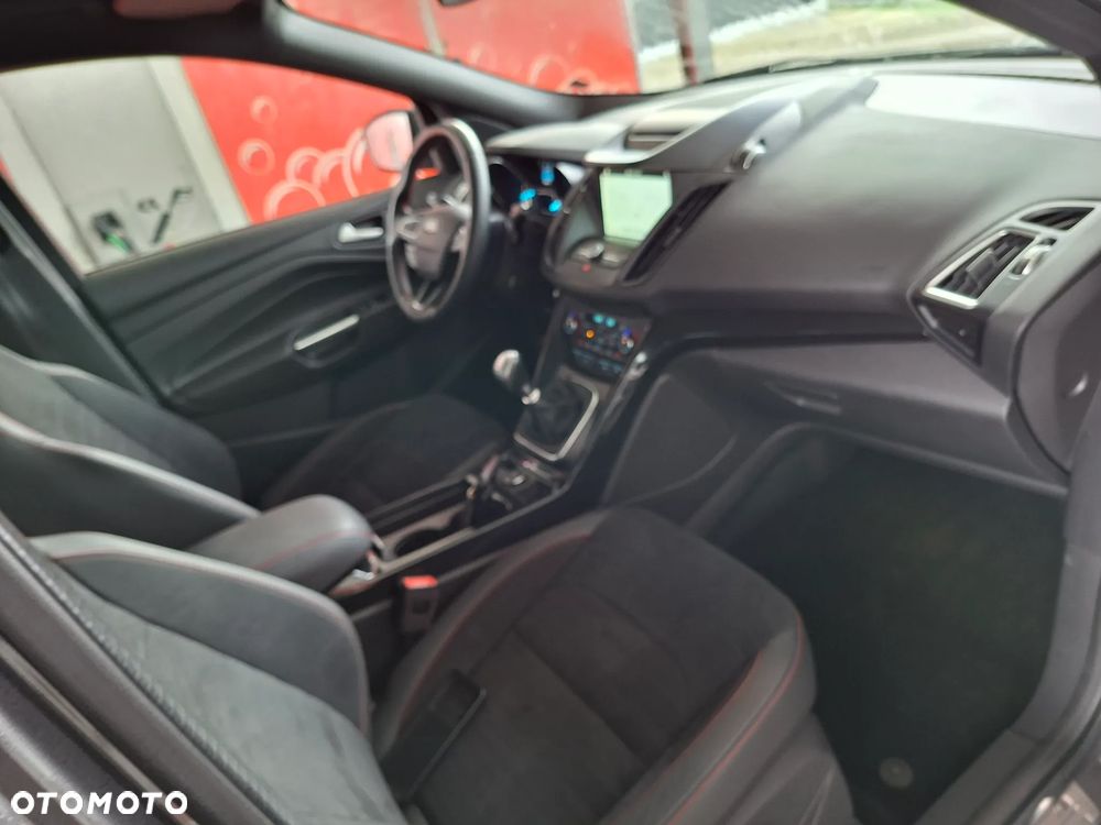 Ford Kuga - 6
