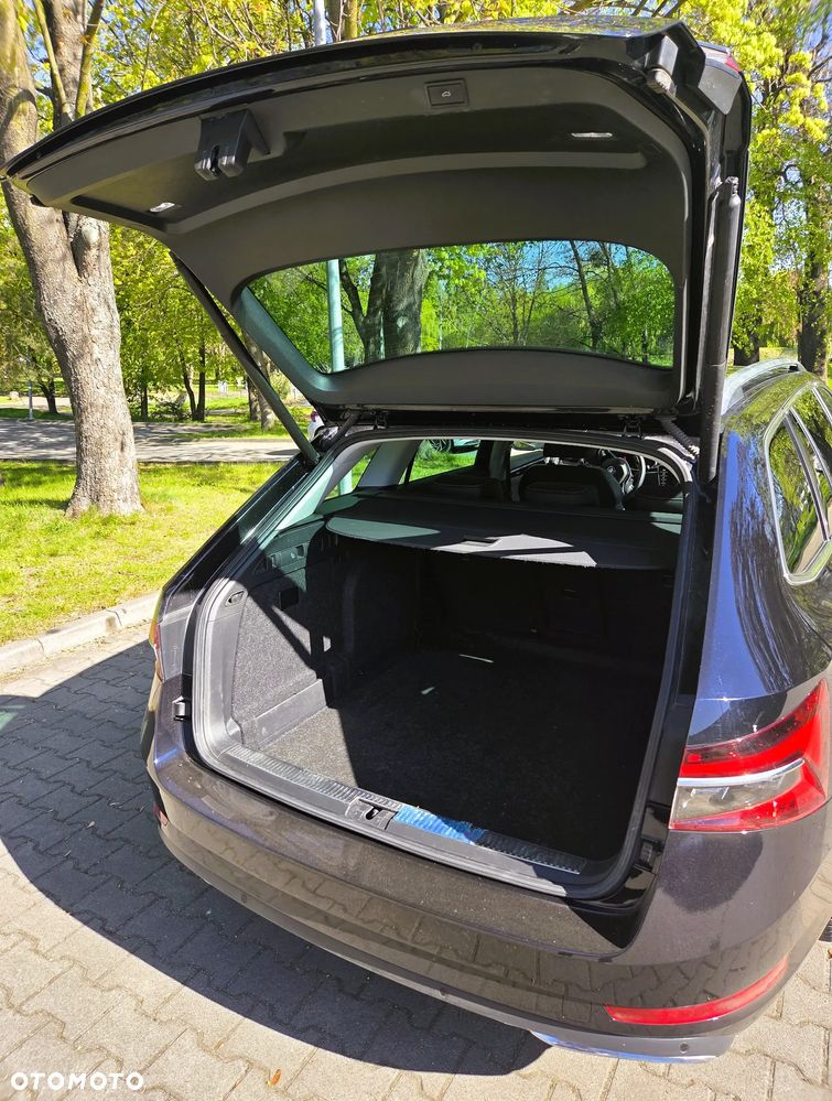 Skoda Superb 2.0 TDI SCR L&K DSG - 14
