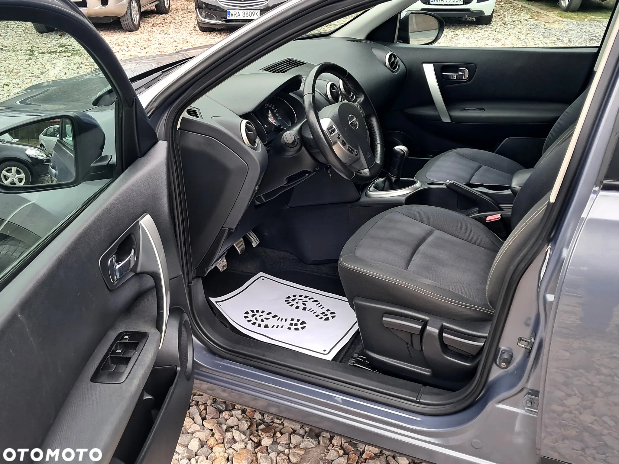 Nissan Qashqai 1.6 visia - 14