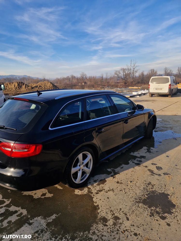 Audi A4 Avant 2.0 TDI DPF multitronic S line Sportpaket - 3
