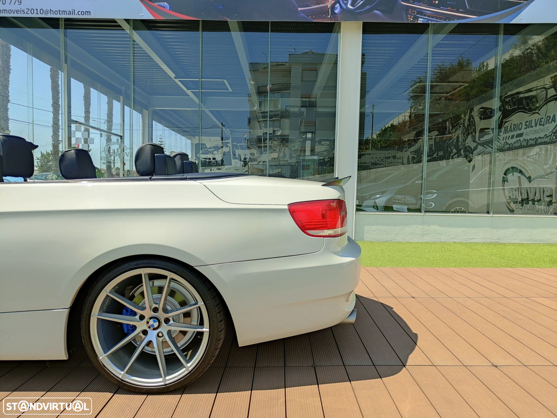BMW 320 d Cabrio - 12