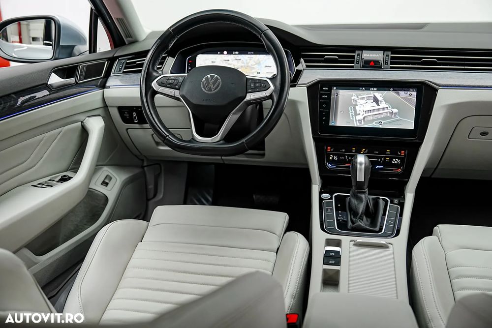 Volkswagen Passat 2.0 TDI DSG Highline - 12