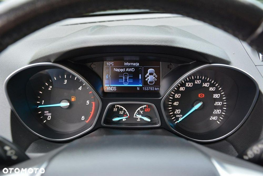 Ford Kuga 2.0 TDCi 4WD Titanium Plus - 24