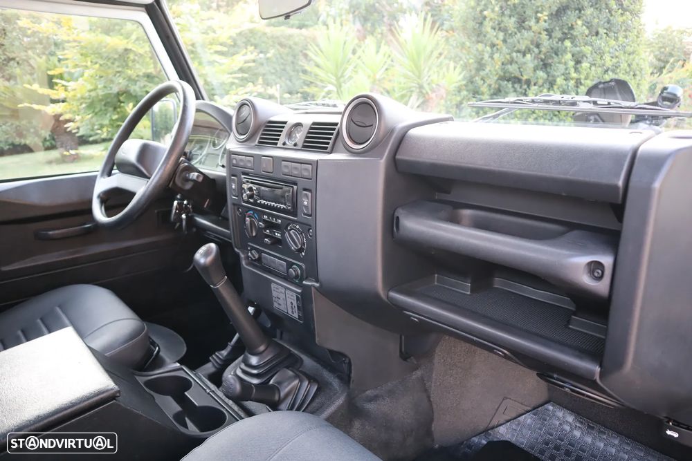 Land Rover Defender 130 CC 2.2 CRD E CD - 26