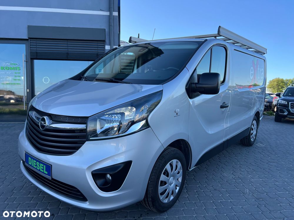 Opel Vivaro - 1