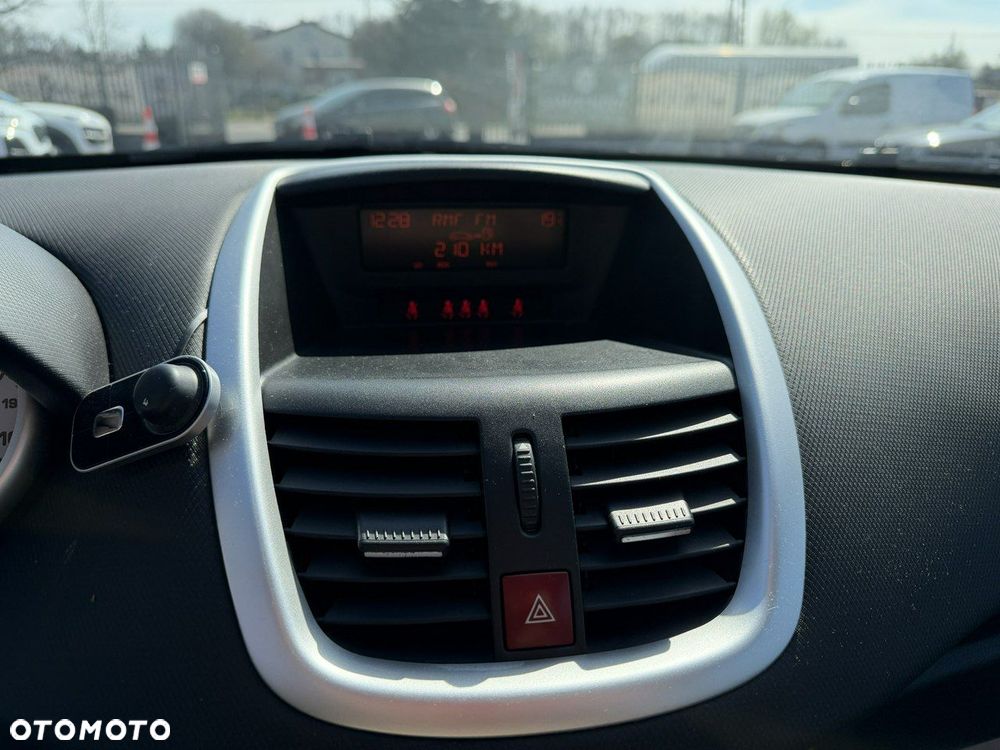 Peugeot 207 1.4 Trendy - 18