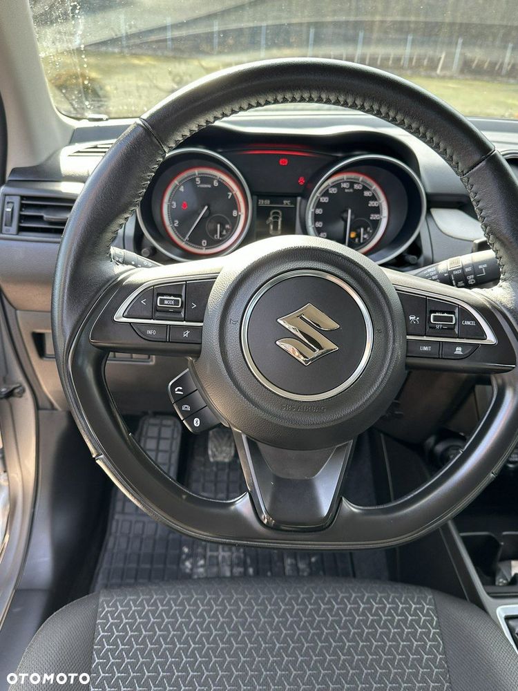 Suzuki Swift - 15