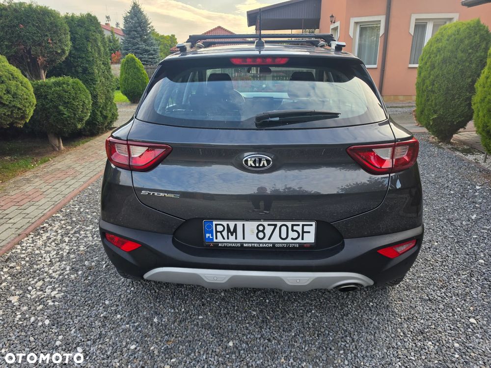 Kia Stonic - 5