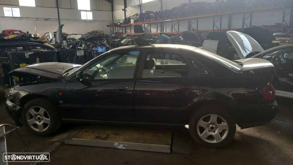 Portas Audi A4 B5 1.9 tdi 90cv de 1995 - 3