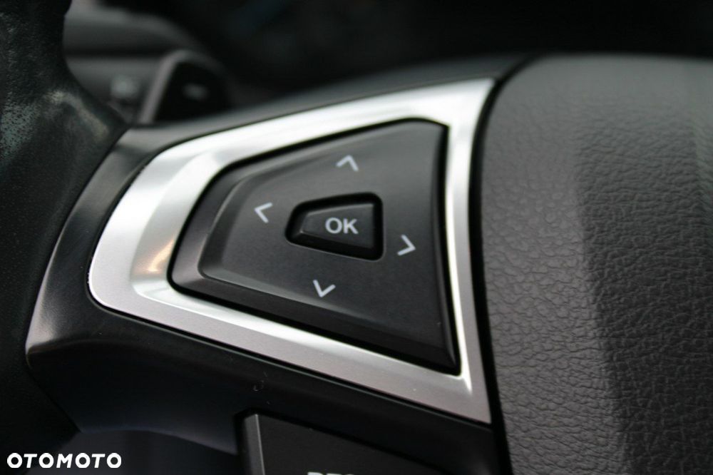 Ford S-Max - 23