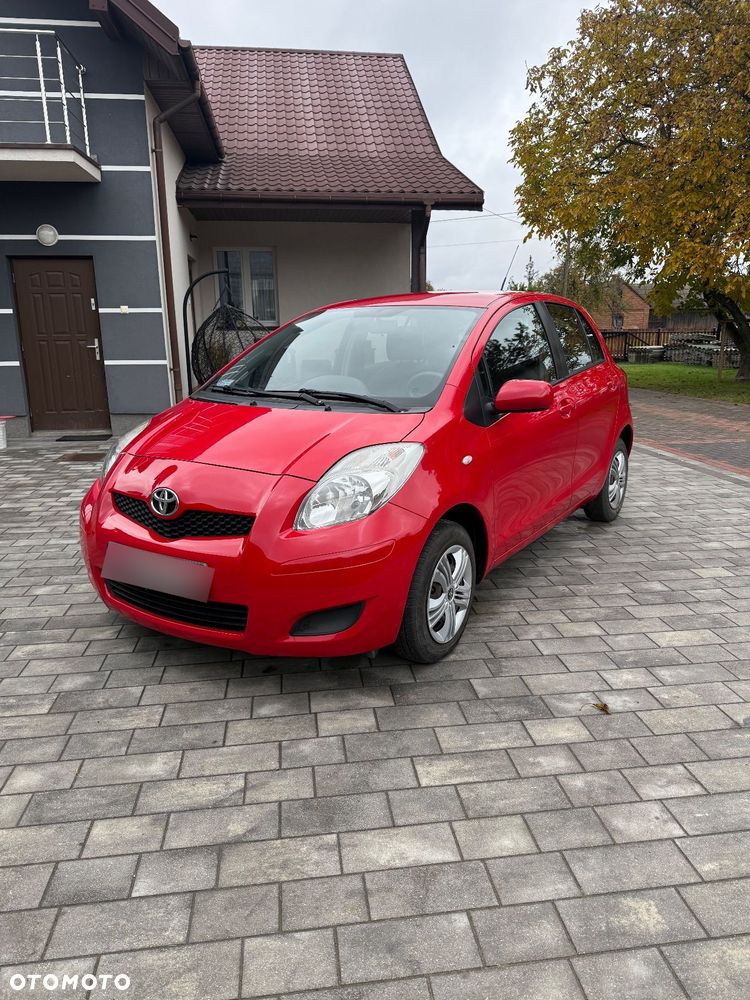 Toyota Yaris - 4